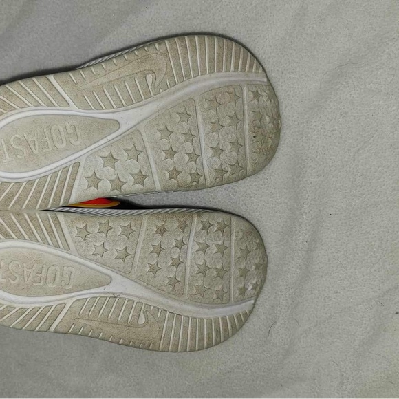 Nike star runner
Toddler size 6 - Picture 2 of 4